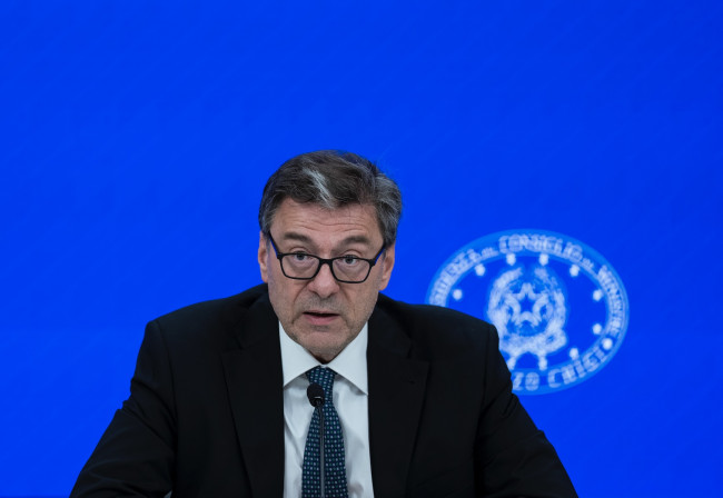 Diesel, sconto di 17 centesimi fino al 6 agosto: il Governo corre ai ripari