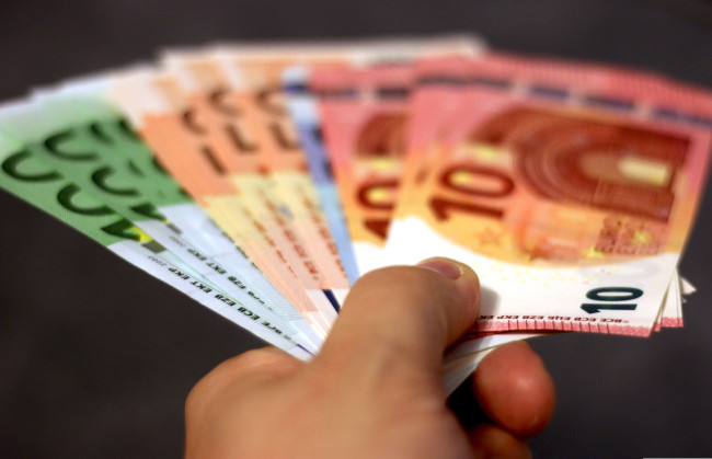 L'Italia resta il Paese del contante