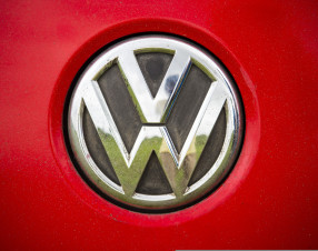 Volkswagen, altri 50mila tagli: metà in Germania. E ora esplode lo scontro