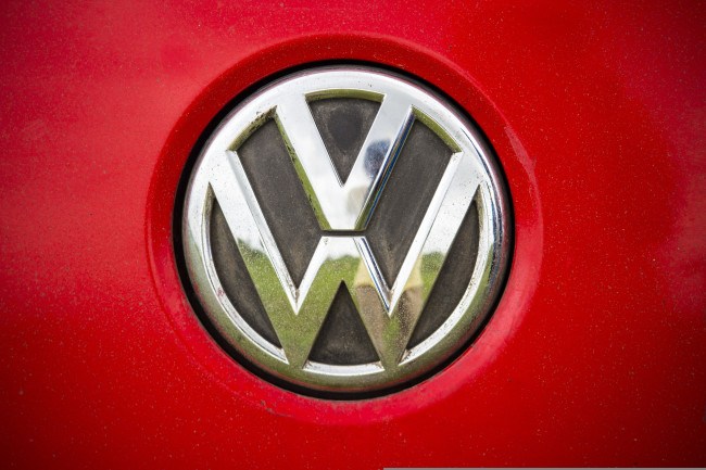 Volkswagen, altri 50mila tagli: metà in Germania. E ora esplode lo scontro