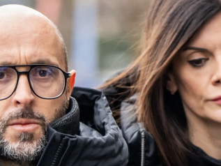 Strage di Crans-Montana, qualcuno vuole far passare Moretti per pazzo?