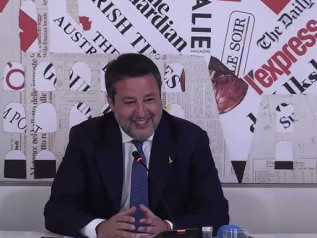 Salvini guarda alla Russia: “Dopo la guerra, sì al gas”. Ma Mosca frena