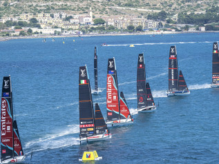 America’s Cup, Napoli sotto i riflettori