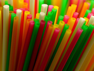 Plastica, il paradosso del riciclo