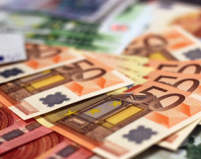 Famiglie italiane, 178 miliardi di credito al consumo