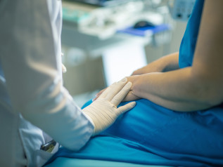Fuga dagli ospedali pubblici: le dimissioni dei medici aumentano del 150%
