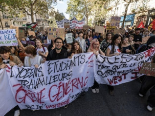 Si allarga la protesta dei liceali
