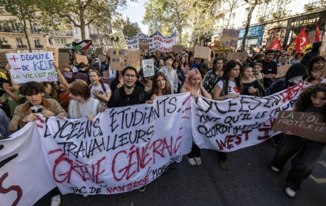 Si allarga la protesta dei liceali