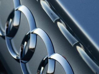 Audi presta i dipendenti alla Difesa