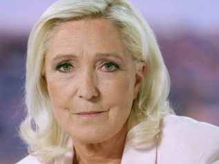 Marine Le Pen, pensioni a 62 anni e 140 miliardi di risparmi