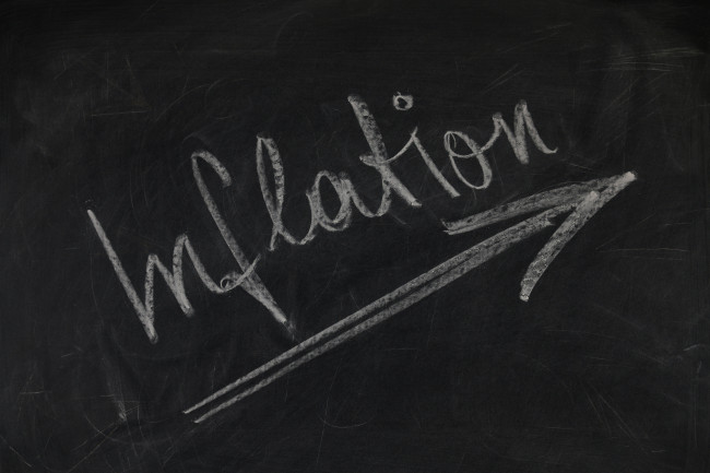 Quali sono le cause dell'inflazione persistente?