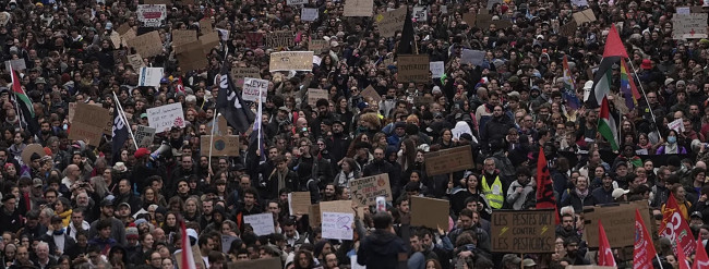 800mila in piazza contro il caro vita