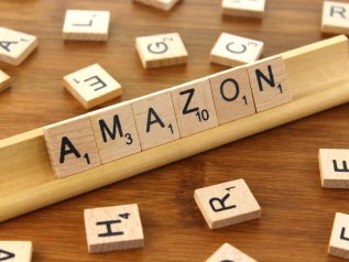 Amazon, mille miliardi di capitalizzazione