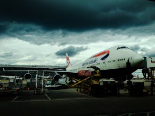 British Airways, hackerati i dati di 380 mila passeggeri