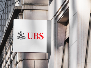 Iniziato a Parigi il processo alla banca svizzera Ubs