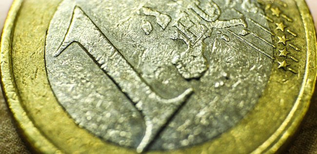 Draghi avverte: “Finanziare il deficit non è nel nostro mandato”