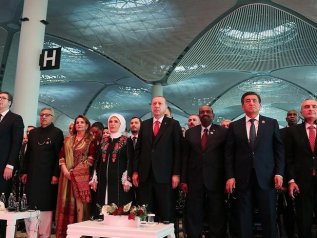 Istanbul, inaugurato quello che sarà l'aeroporto più grande del mondo