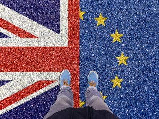 Brexit, ecco il conto: il Pil scenderà del 3,9% in 15 anni