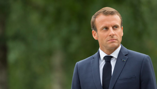 Gilet gialli: “Ho fatto cavolate”, Macron prova a cambiare rotta