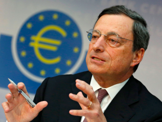 Draghi: "Essere fuori dall'euro non garantisce maggiore sovranità"