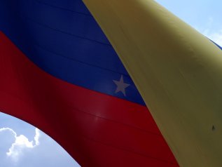 Chi c’è dietro Guaido? E chi sostiene Maduro?