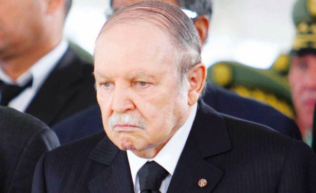 Bouteflika rinuncia alla candidatura e rinvia le elezioni