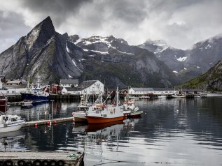 C’è una Banca centrale che va in controtendenza. È quella norvegese