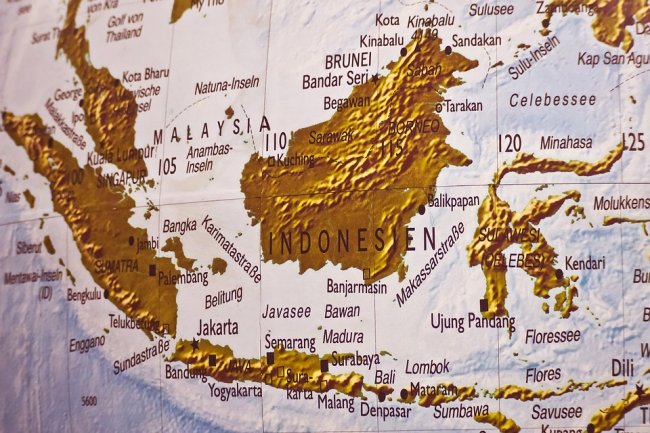 Indonesia, morti oltre 270 scrutinatori per eccesso di lavoro