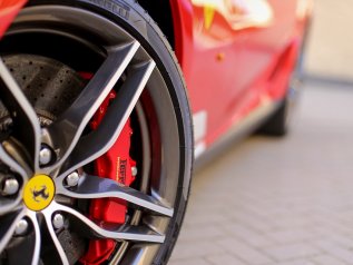 Ferrari: l'utile sale del 22% nel primo trimestre