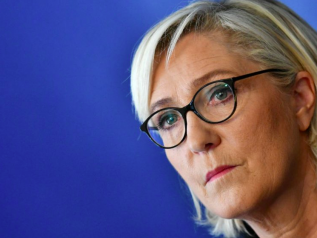 Francia, partito di Marine Le Pen primo nei sondaggi