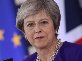 Theresa May apre a un secondo referendum sulla Brexit