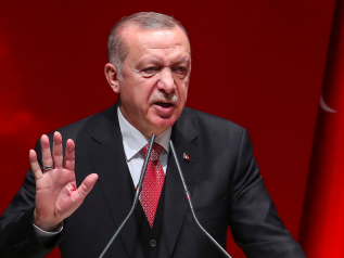 Erdogan caccia il capo della Banca centrale