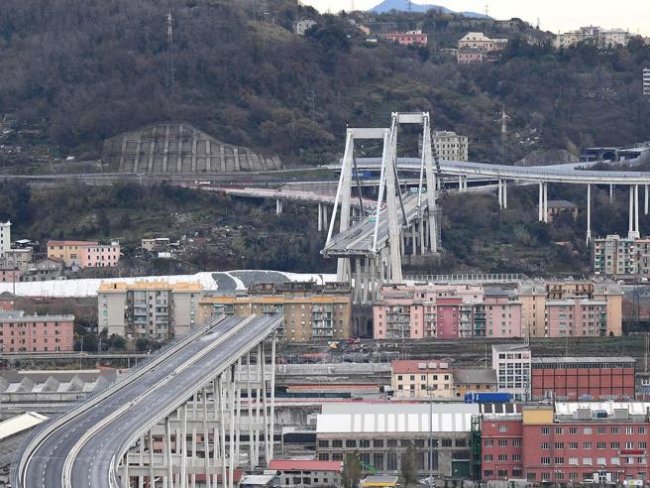 Ponte Morandi, Ft: "Un report segnalava problemi prima del crollo"