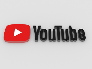 YouTube spia i bambini per inondarli di pubblicità