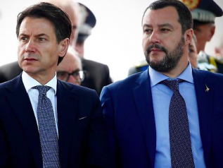 Crisi o rimpasto? È sfida tra Conte e Salvini