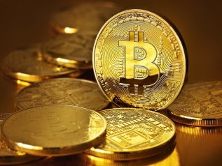 Bitcoin boom, sfiorata la valutazione di 10mila dollari