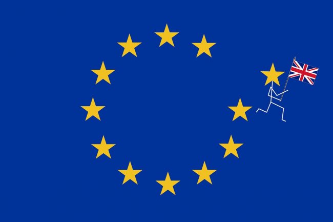 Brexit, ora Johnson apre. Merkel e Macron gli danno 30 giorni