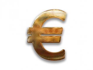 Bce, rivolta di Parigi e Berlino. Ma Draghi batte l'asse franco-tedesco