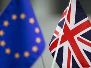 La Brexit costa 400 sterline l'anno alla famiglia media