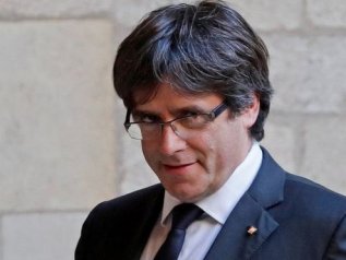 Puigdemont si consegna alle autorità belghe