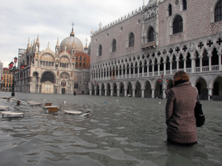 Venezia affonda
