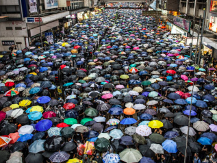Hong Kong è in recessione per la prima volta in 10 anni