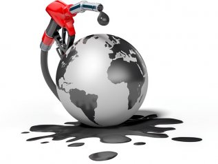 Petrolio, Opec e Russia tagliano la produzione. Riad dietro la mossa 