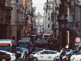 Roma è la seconda città al mondo per ore perse nel traffico 