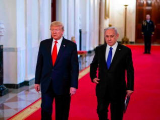 MO, Trump presenta il suo piano di pace: Gerusalemme capitale indivisa