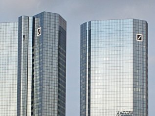 Deutsche Bank: rosso da 5,3 mld nel 2019