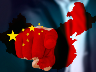 La stima sulla crescita della Cina scende dal 5,7 al 5%