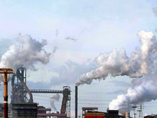 “Stop alle emissioni anomale entro 30 gg o chiudo ArcelorMittal”