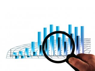 L’economia è ferma, ma il deficit/Pil scende all’1,6%