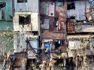 Il contagio arriva negli ‘slum’